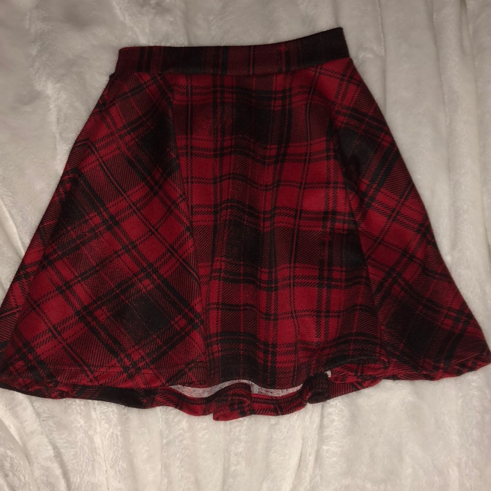 plaid skater skirt form tilly’s in an extra small